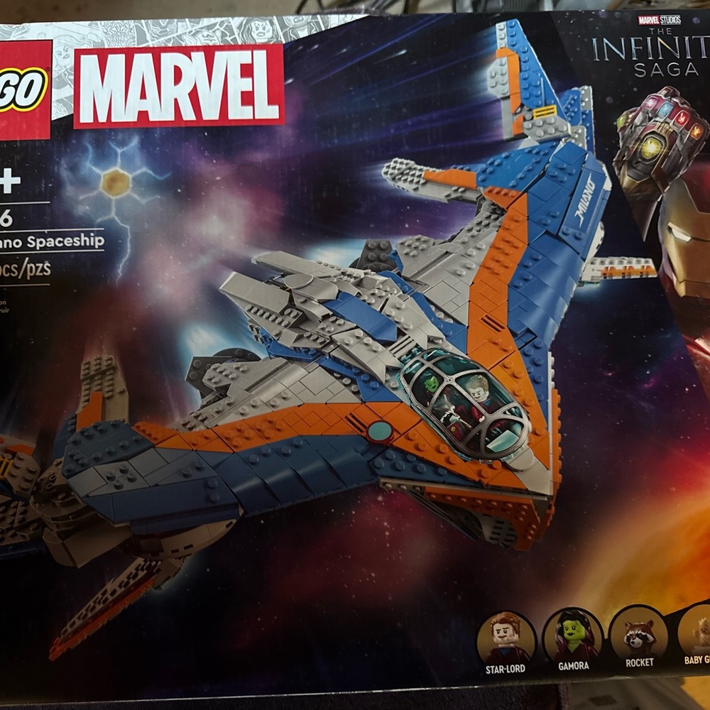 LEGO Marvel Guardians Spaceship Set - Blue and Orange